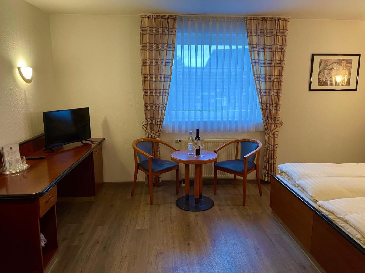 Elsdorf Hotel Haus Hubertus מראה חיצוני תמונה
