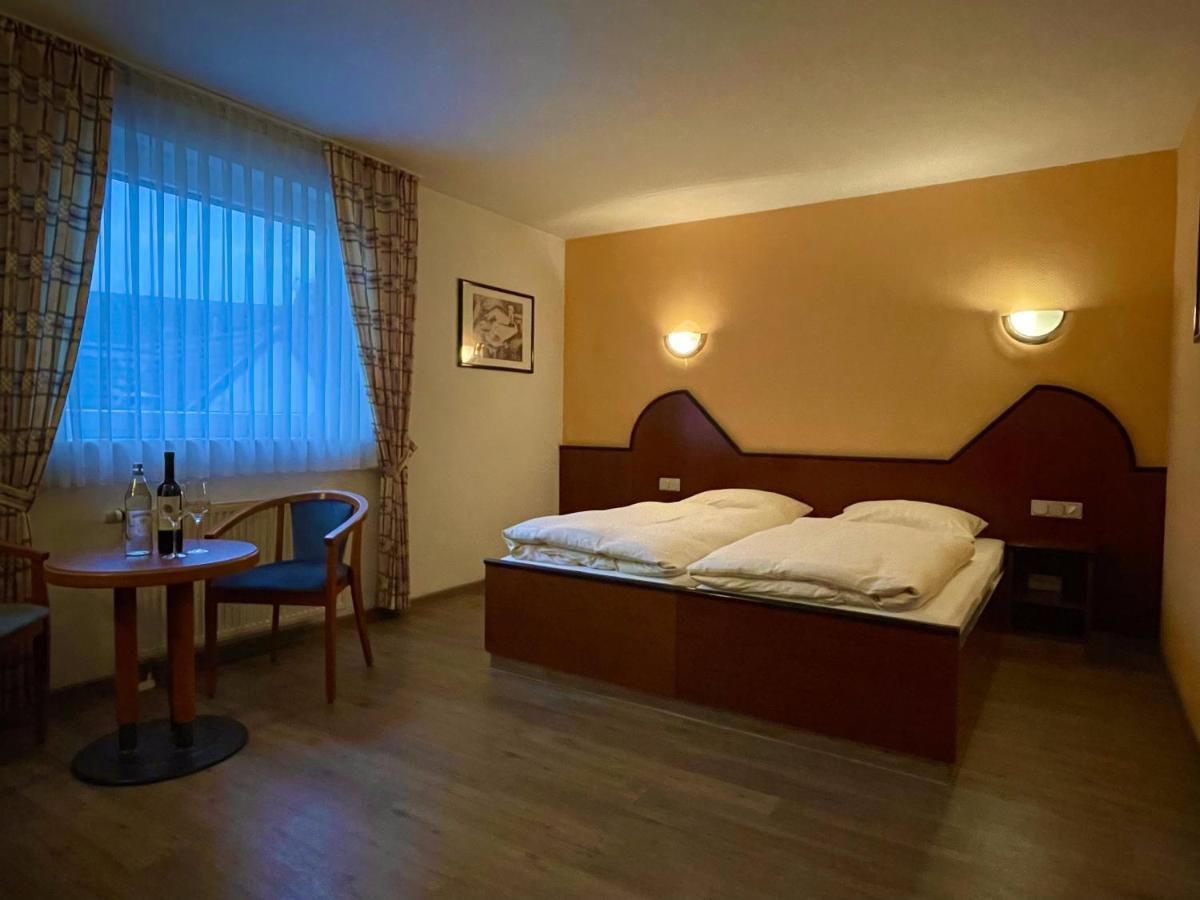 Elsdorf Hotel Haus Hubertus מראה חיצוני תמונה