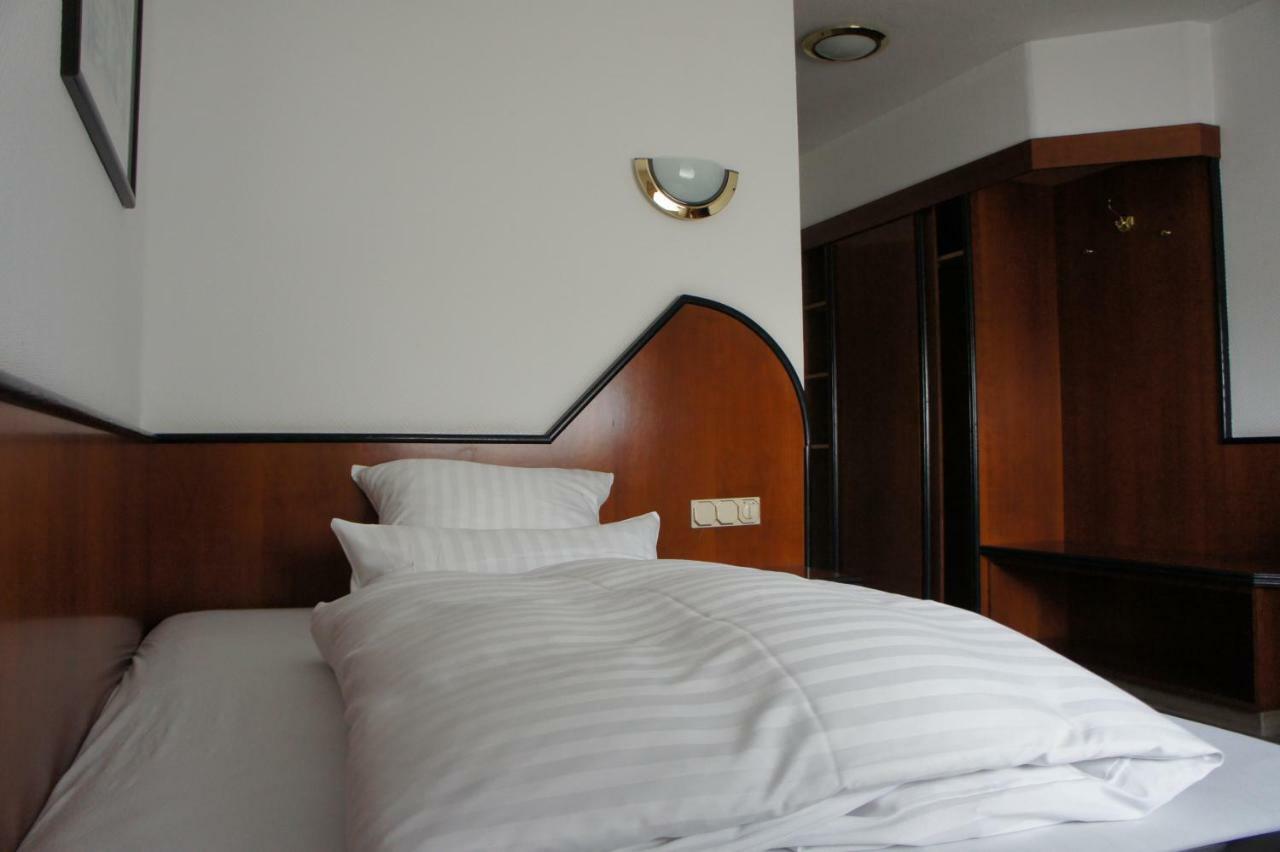 Elsdorf Hotel Haus Hubertus מראה חיצוני תמונה